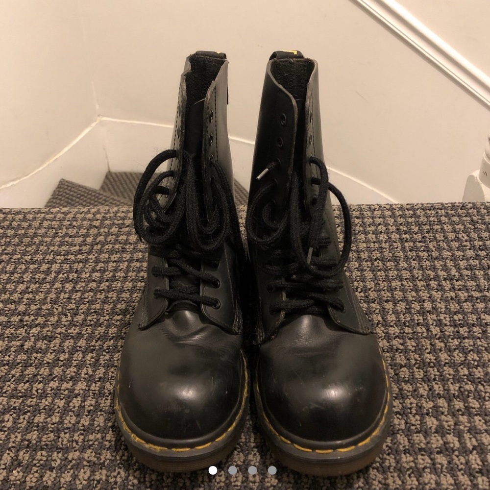 Vintage the Original Dr. Martens boots